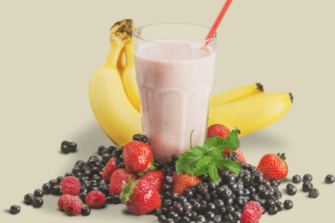 Recettes de smoothies aux fruits pour un petit déjeuner équilibré et nutritif